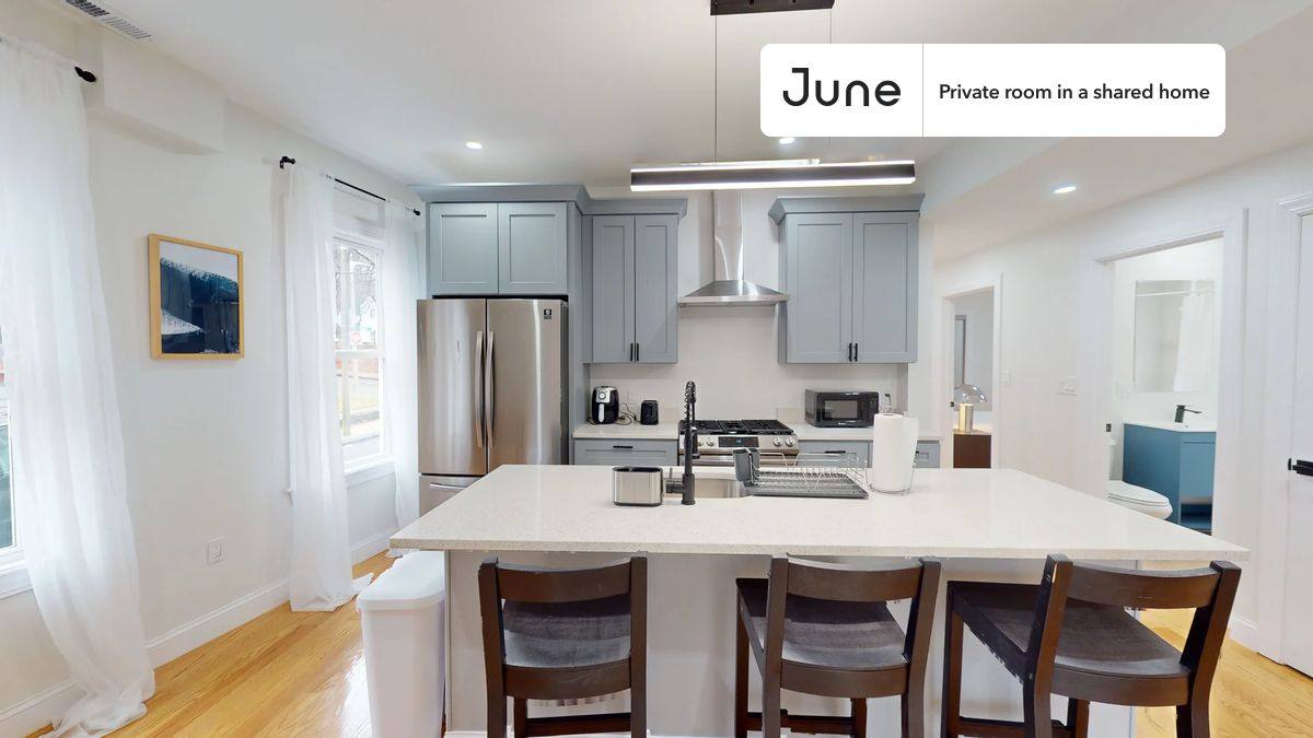Apartment for rent at 41 Dorr St, Roxbury, MA 02119