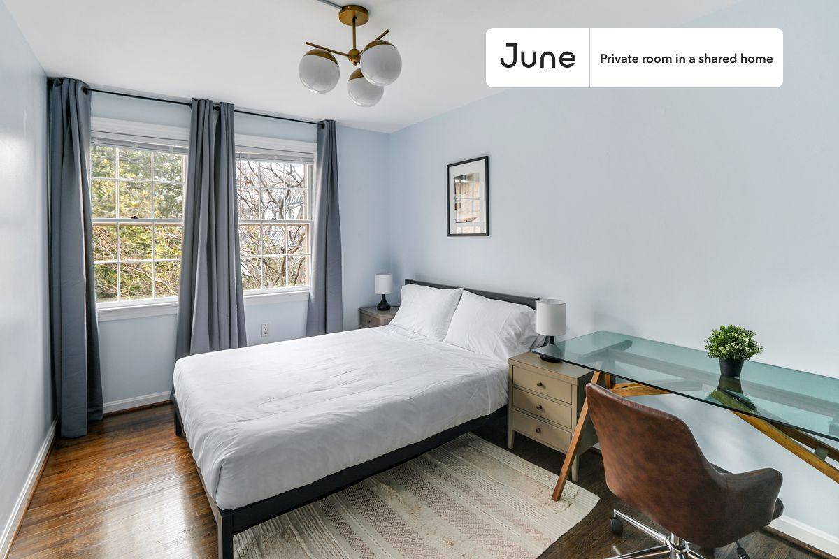 Apartment for rent at 511 G St SW #A, Washington, DC 20024