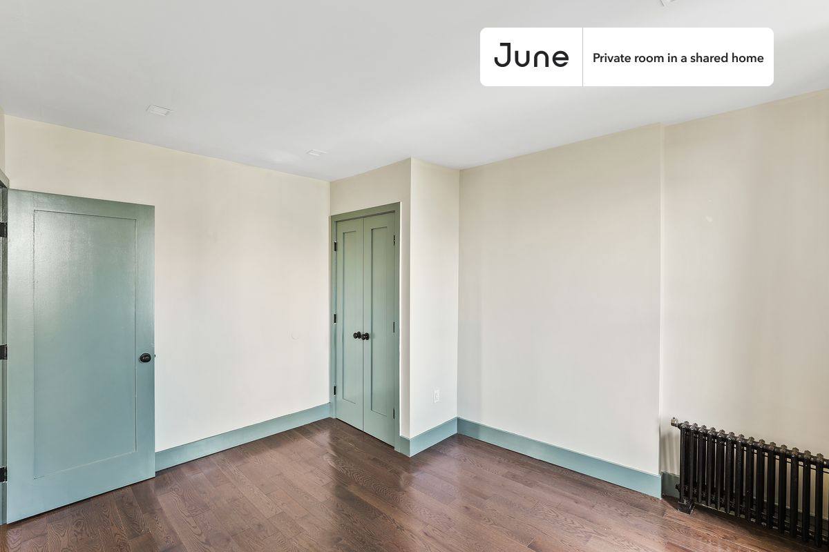 Apartment for rent at 1675 Lexington Ave #A, New York, NY 10029