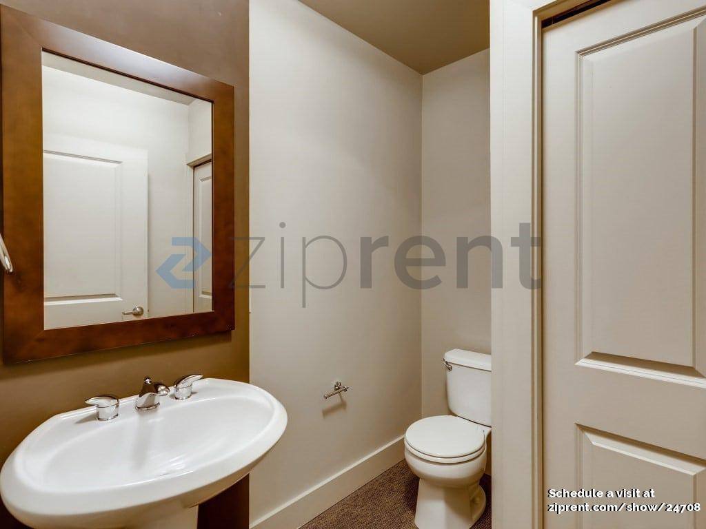 Apartment for rent at 159 Denny Way #607, Seattle, WA 98109