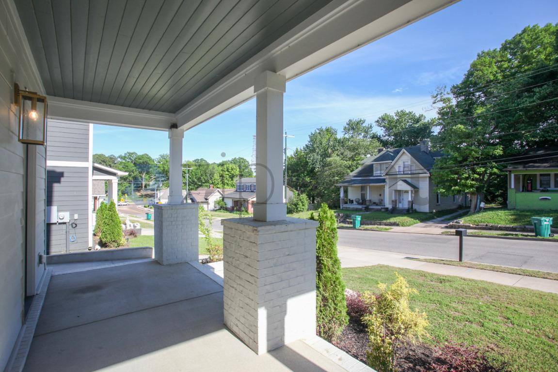 House for rent at 139 W Deaderick St, Jackson, TN 38301