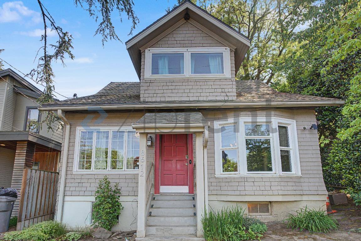 House for rent at 8612 SW 20th Ave, Portland, OR 97219