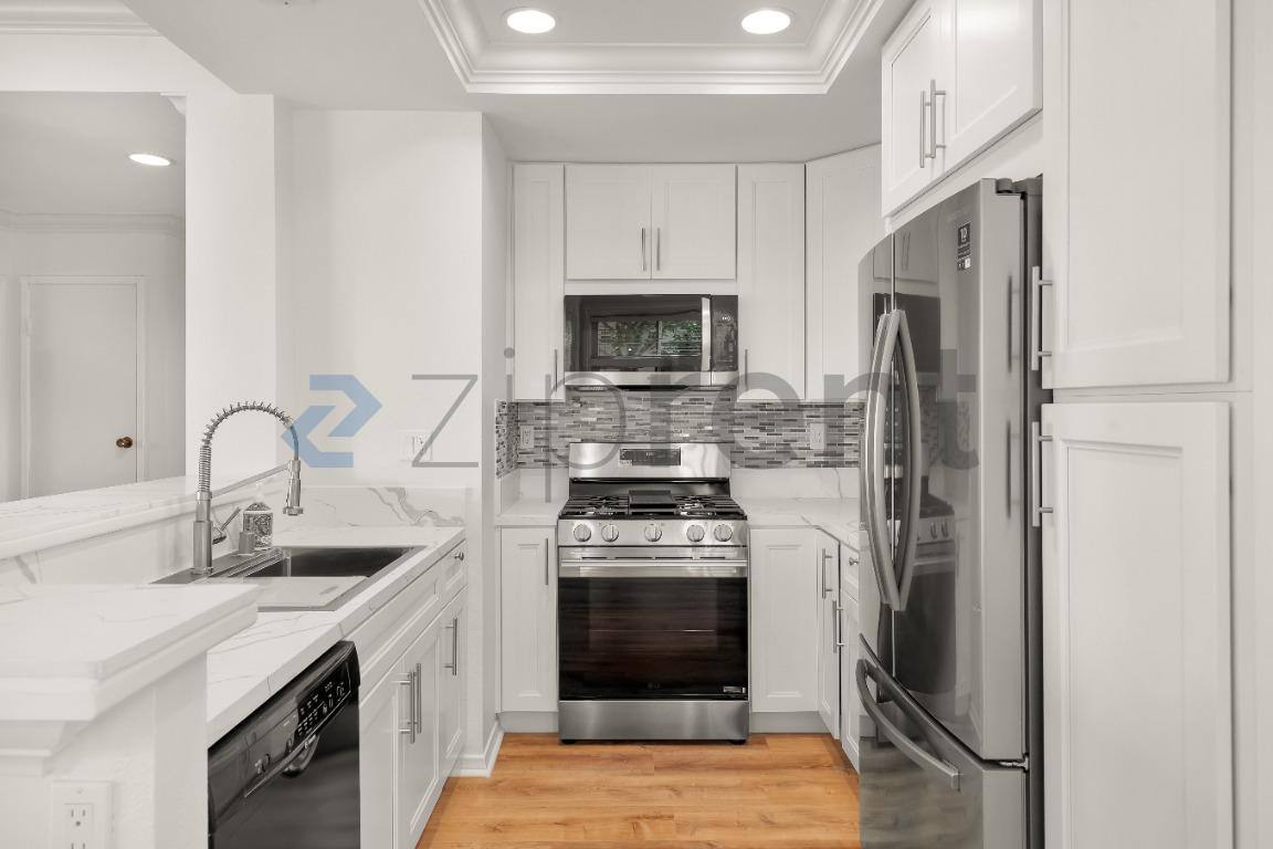 Condo for rent at 4059 Carmel View Rd #41, San Diego, CA 92130