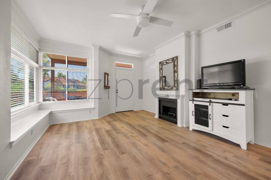Condo for rent at 4059 Carmel View Rd #41, San Diego, CA 92130