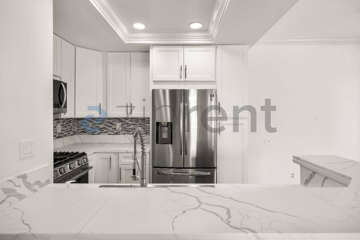 Condo for rent at 4059 Carmel View Rd #41, San Diego, CA 92130