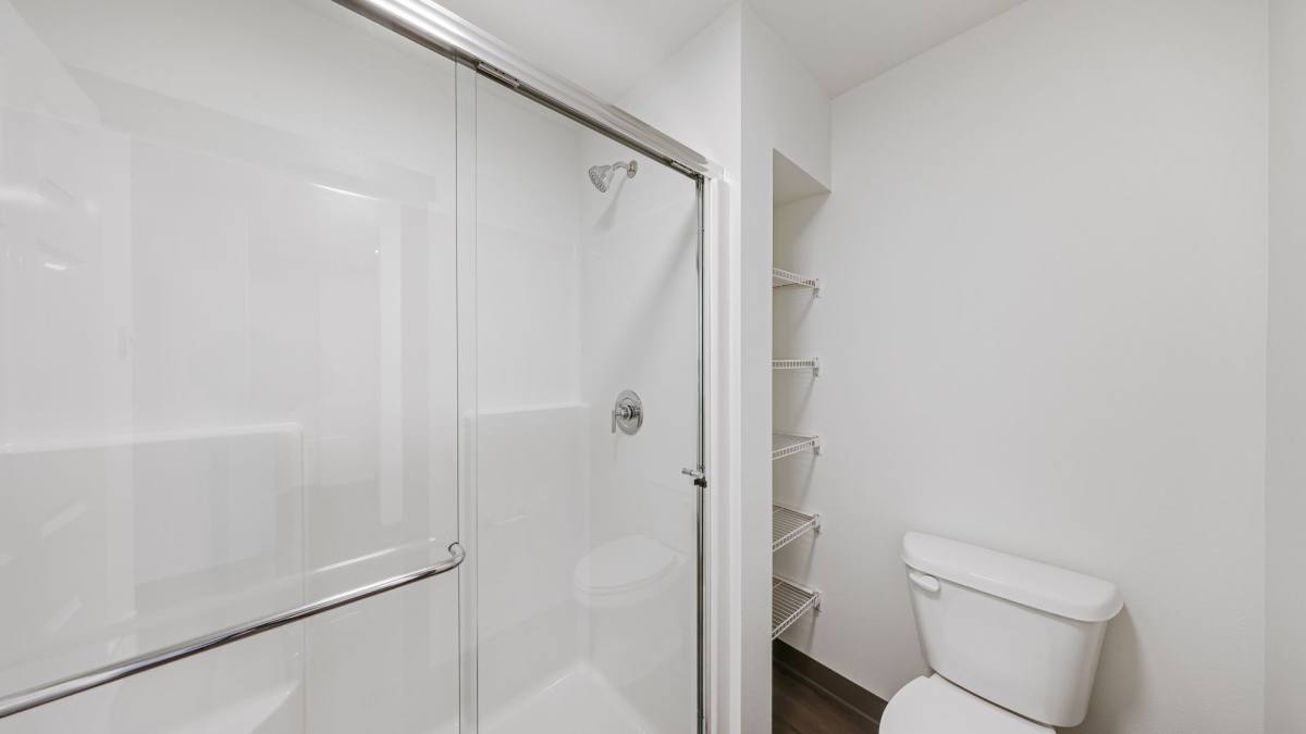Townhouse for rent at 120 NE 10th Ave, Oak Harbor, WA 98277