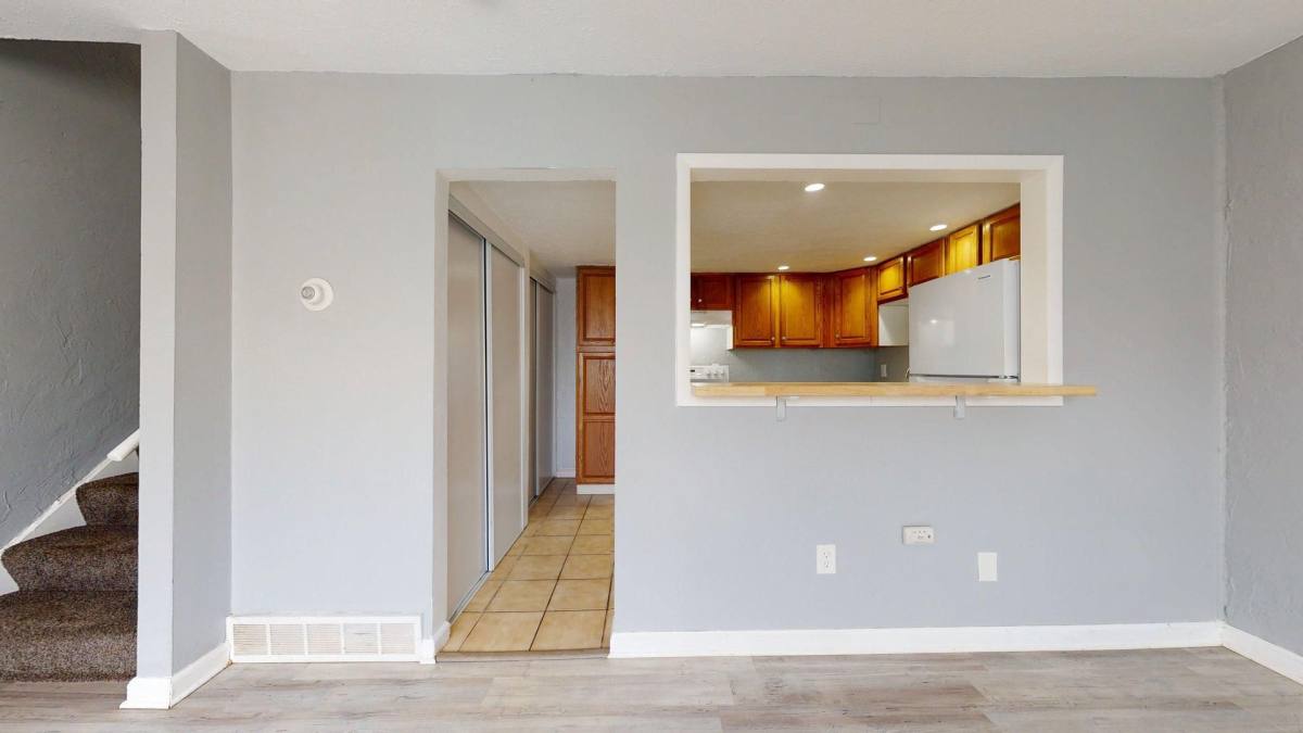Townhouse for rent at 630 S Abbe Rd, Elyria, OH 44035