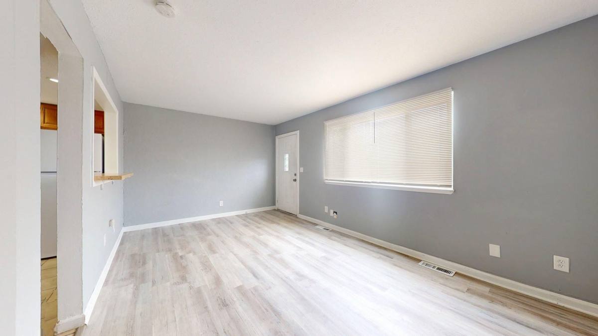 Townhouse for rent at 630 S Abbe Rd, Elyria, OH 44035
