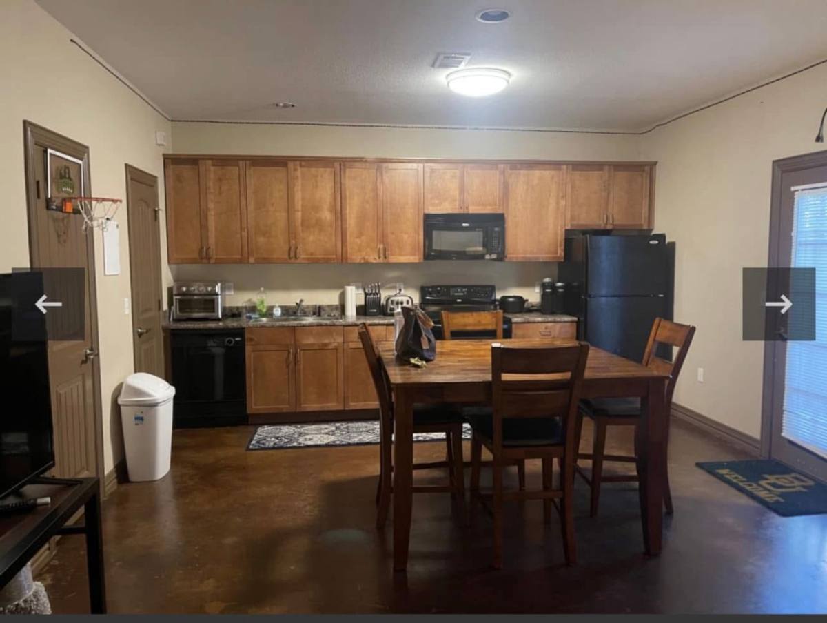 Townhouse for rent at 2410 S 2nd St, Waco, TX 76706