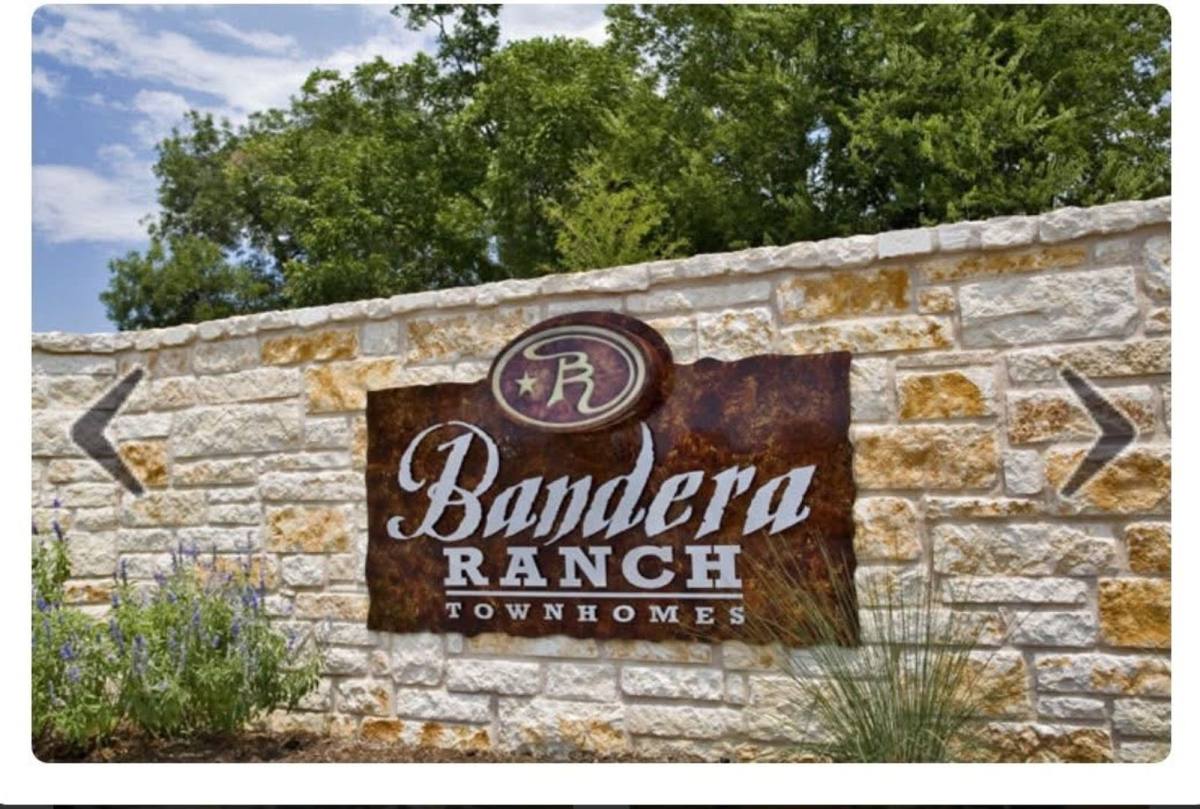 Townhouse for rent at 2410 S 2nd St, Waco, TX 76706