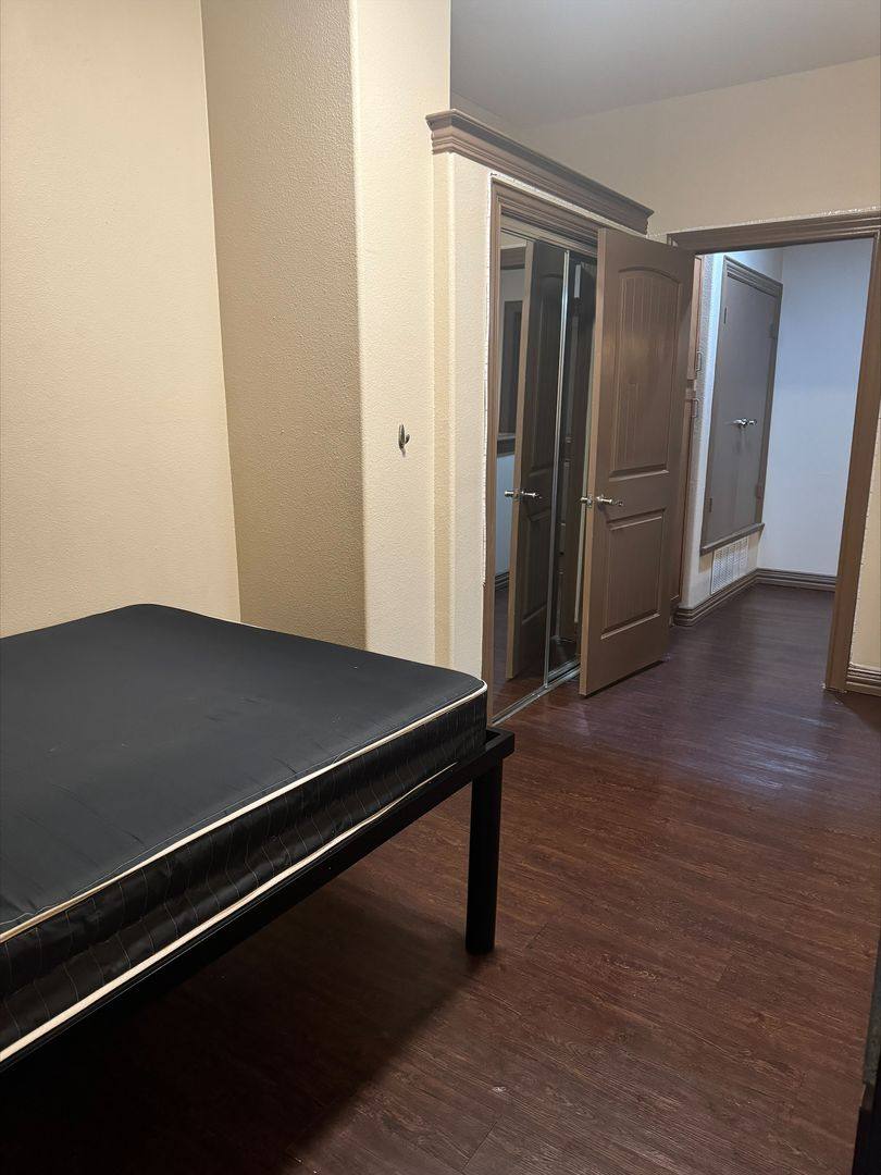 Townhouse for rent at 2410 S 2nd St, Waco, TX 76706