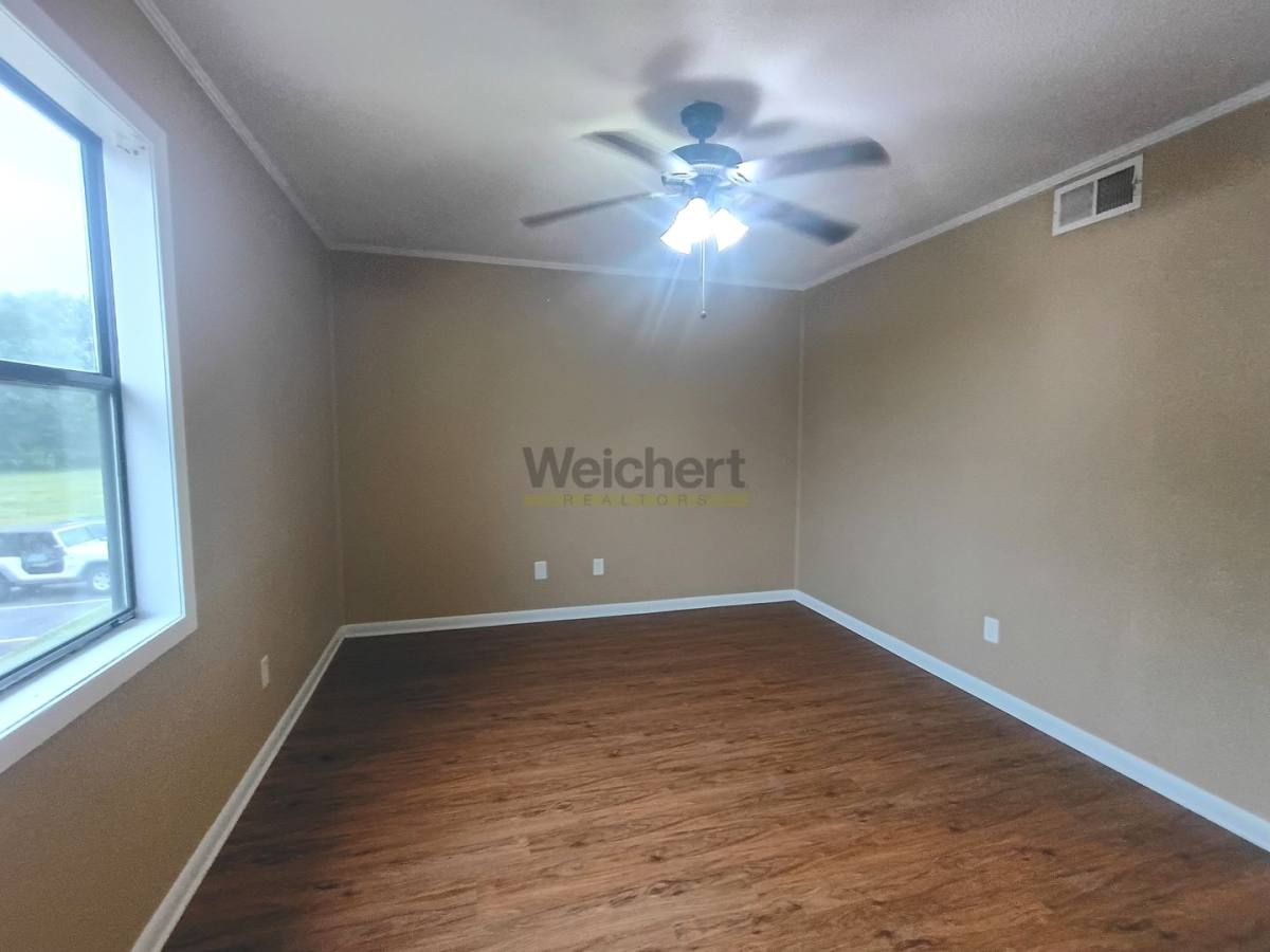 Apartment for rent at 604 N 13th St, Paragould, AR 72450