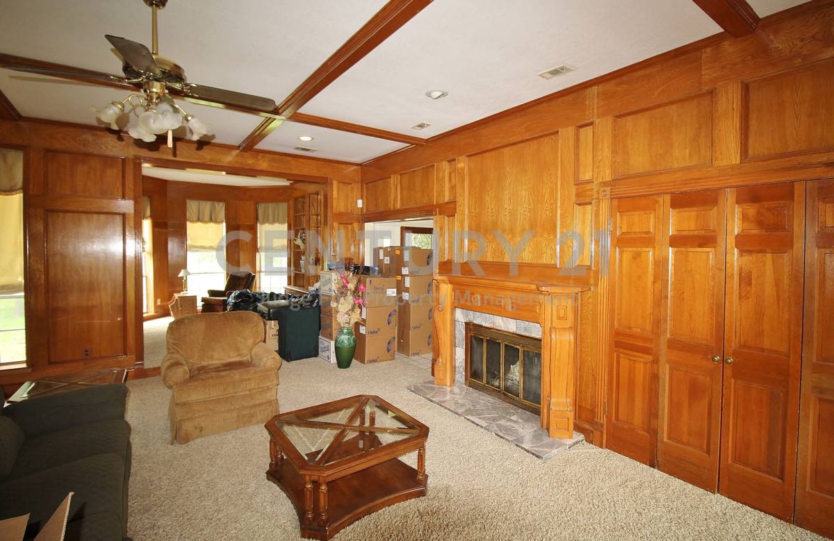 House for rent at 8150 Bob White Rd, Waxahachie, TX 75167