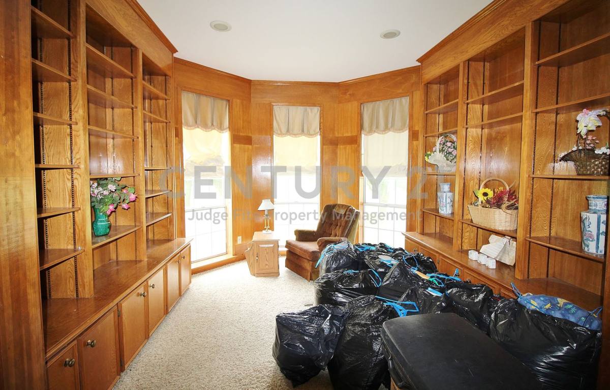 House for rent at 8150 Bob White Rd, Waxahachie, TX 75167