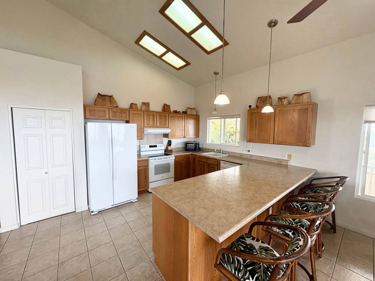 House for rent at 73-4323 Oneone St, Kailua Kona, HI 96740