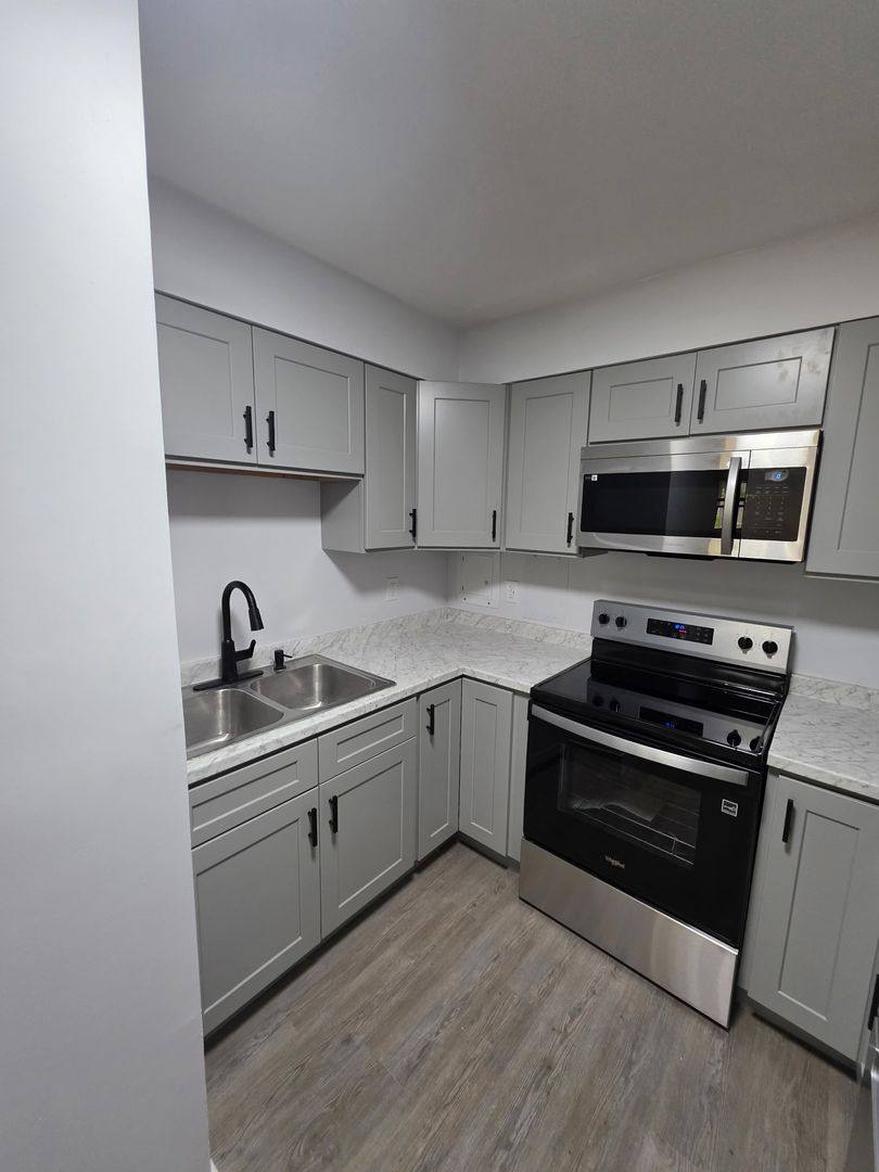 Apartment for rent at 3701 Trilling Ave, Rockford, IL 61103