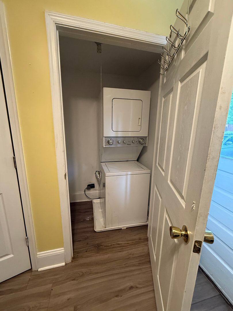 Apartment for rent at 3157 Ellwood Ave, Richmond, VA 23221