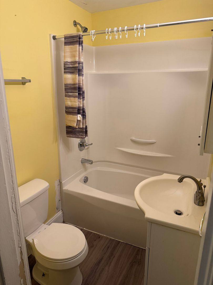Apartment for rent at 3157 Ellwood Ave, Richmond, VA 23221