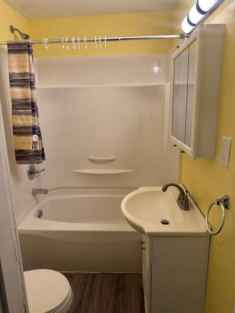 Apartment for rent at 3157 Ellwood Ave, Richmond, VA 23221