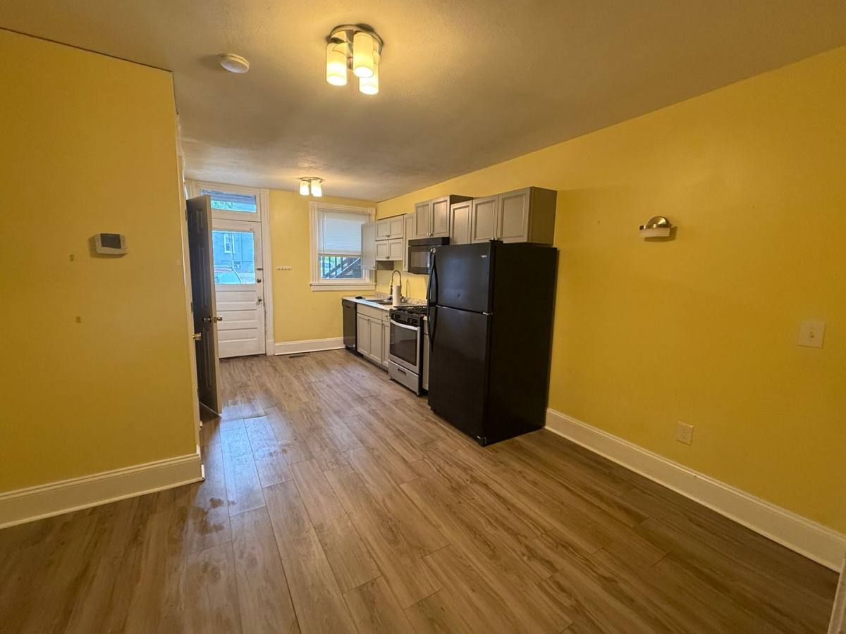 Apartment for rent at 3157 Ellwood Ave, Richmond, VA 23221