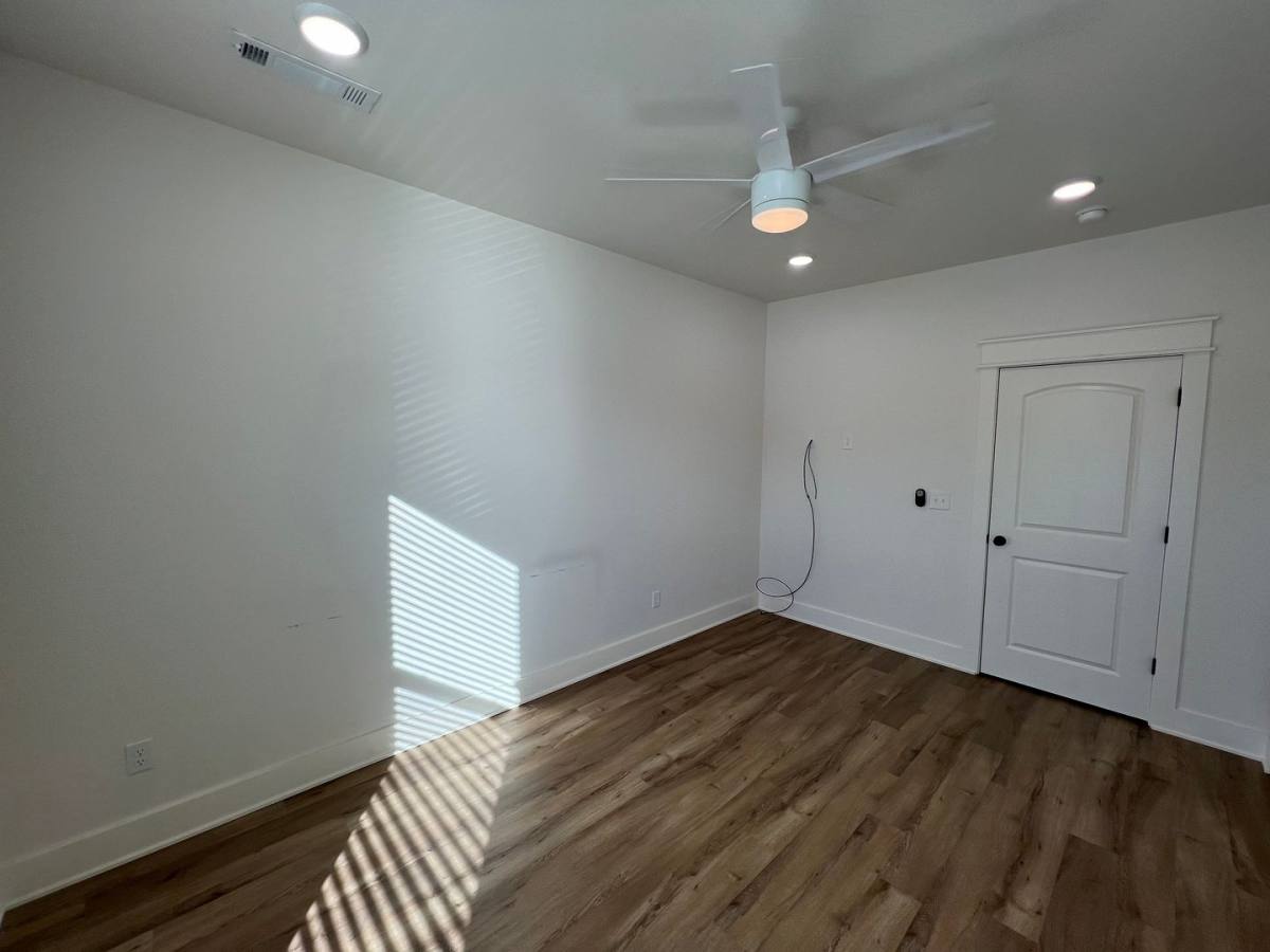 Apartment for rent at 1365 S Duncan St, Fayetteville, AR 72701