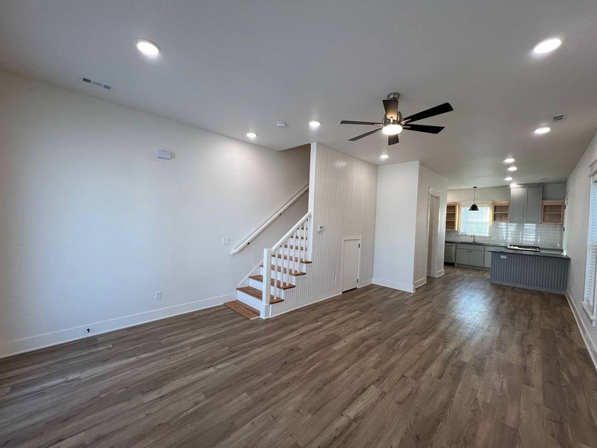 Apartment for rent at 1365 S Duncan St, Fayetteville, AR 72701