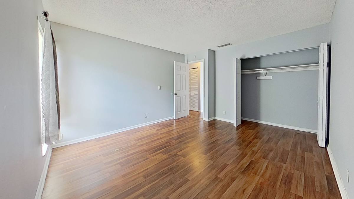 Apartment for rent at 1130 Comanche St, Jacksonville, FL 32205