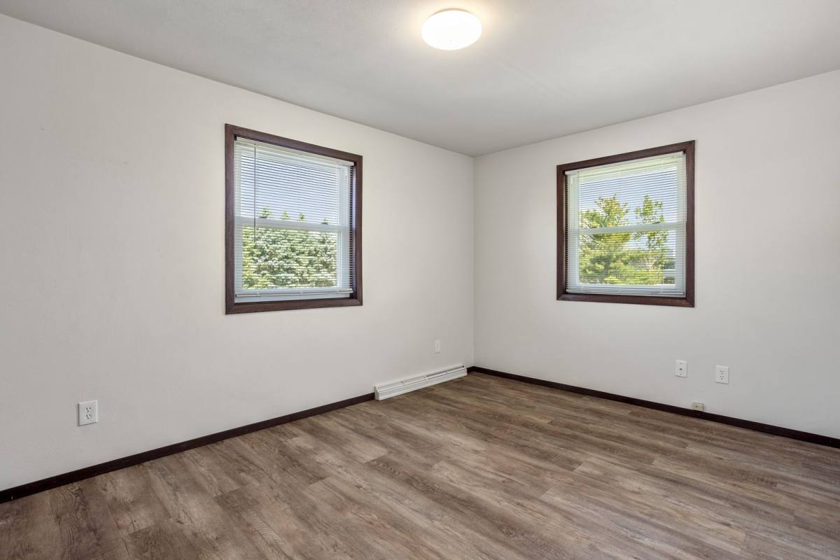 Apartment for rent at 1352 W Hiawatha Dr, Appleton, WI 54914