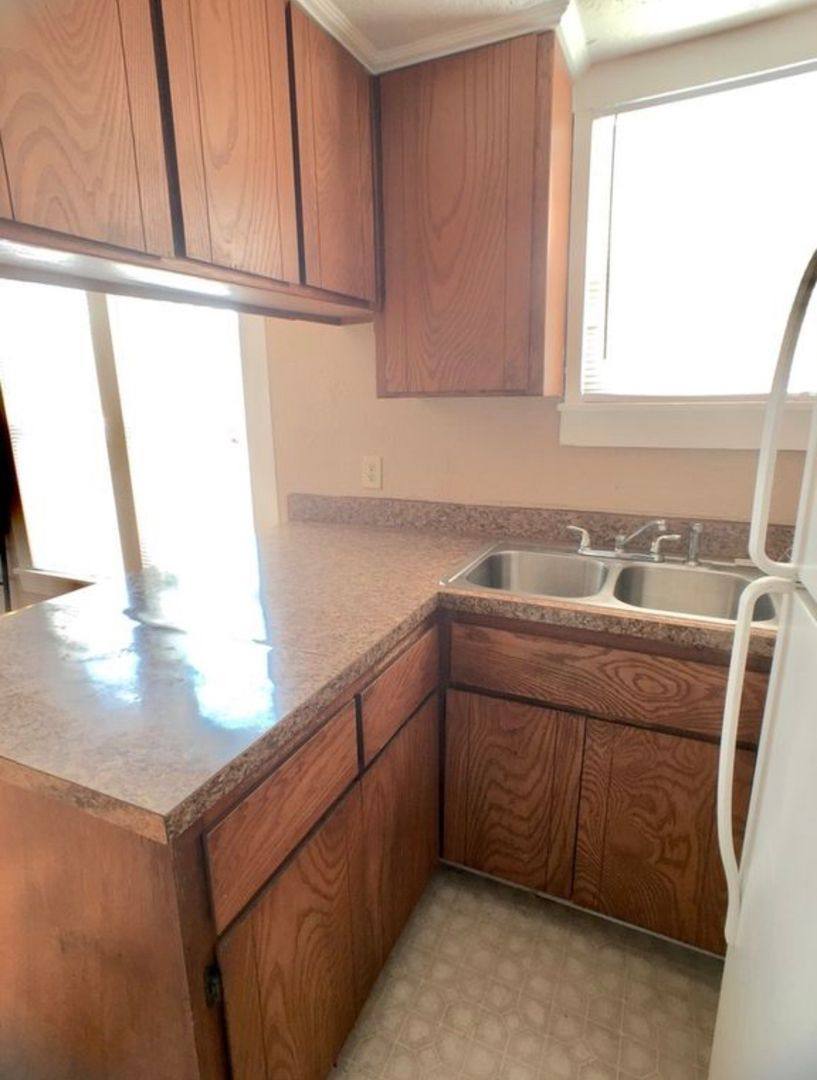 House for rent at 320 W Duffy, Norman, OK 73069