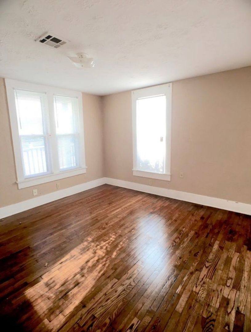 House for rent at 320 W Duffy, Norman, OK 73069