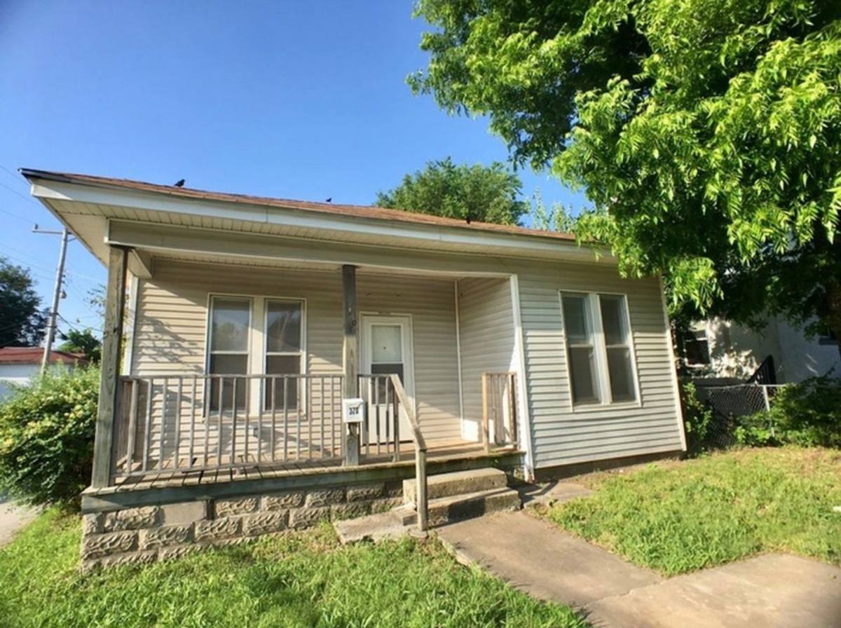 House for rent at 320 W Duffy, Norman, OK 73069