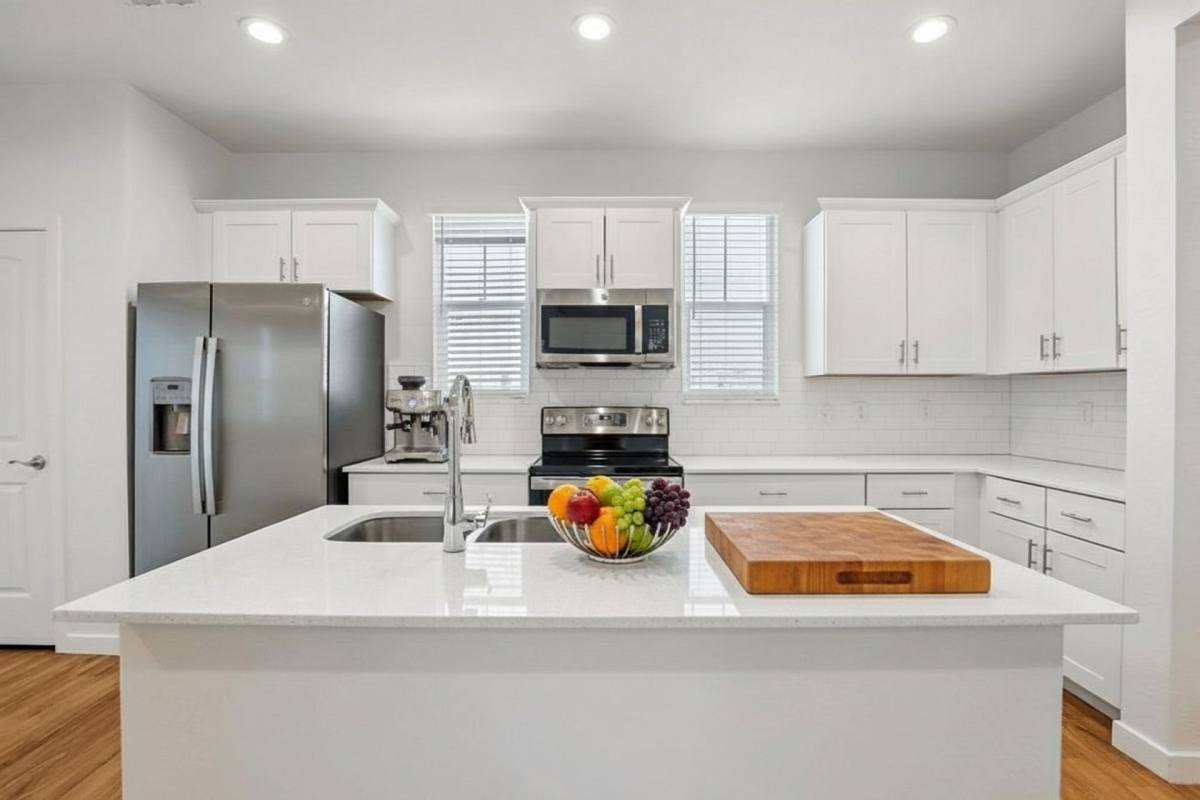 Apartment for rent at 4314 W Charter Oak Rd, Glendale, AZ 85304