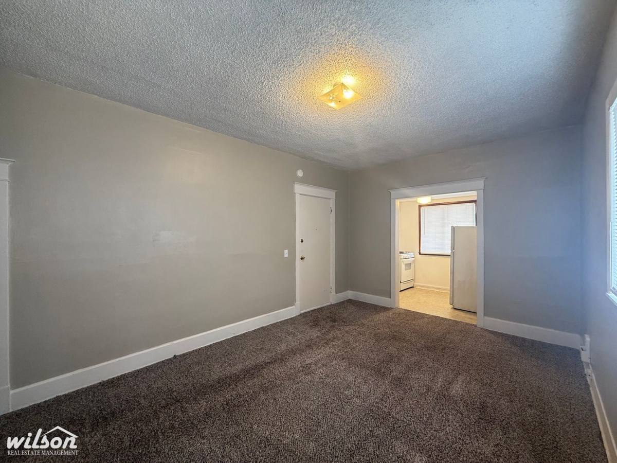 Apartment for rent at 606 S 6th Ave, Yakima, WA 98902