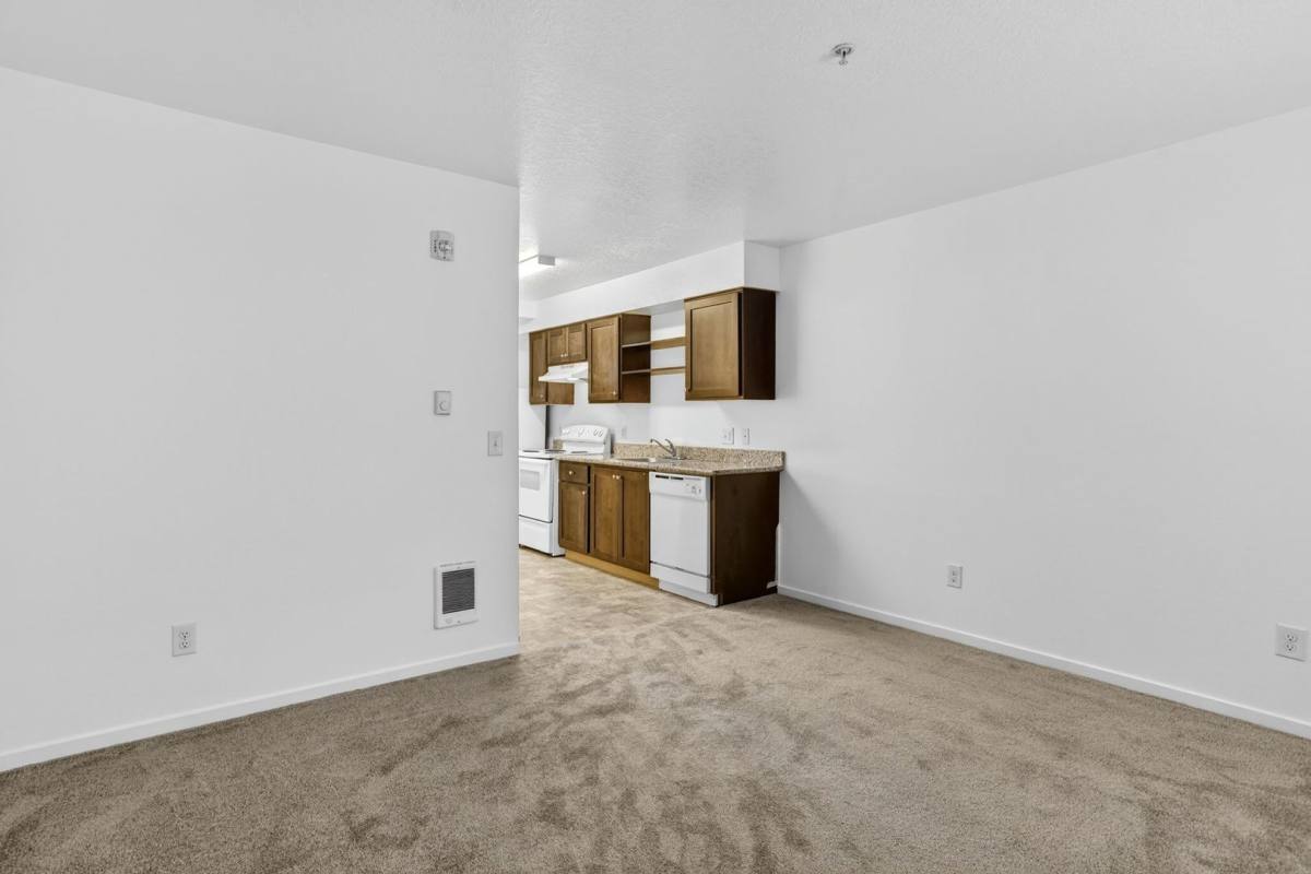 Apartment for rent at 117, 121, 125 SE, Portland, OR 97233