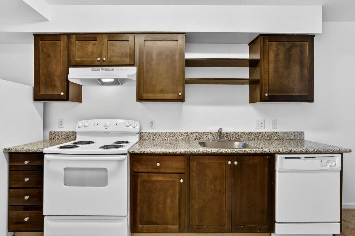 Apartment for rent at 117, 121, 125 SE, Portland, OR 97233