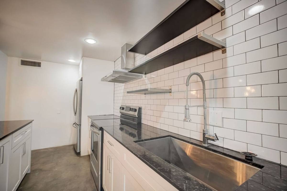 Townhouse for rent at 3318 N 18th Ave, Phoenix, AZ 85015
