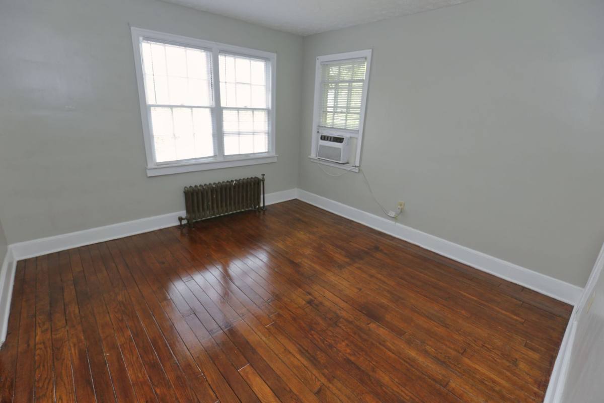 Apartment for rent at 317 E 12th St, Anniston, AL 36207