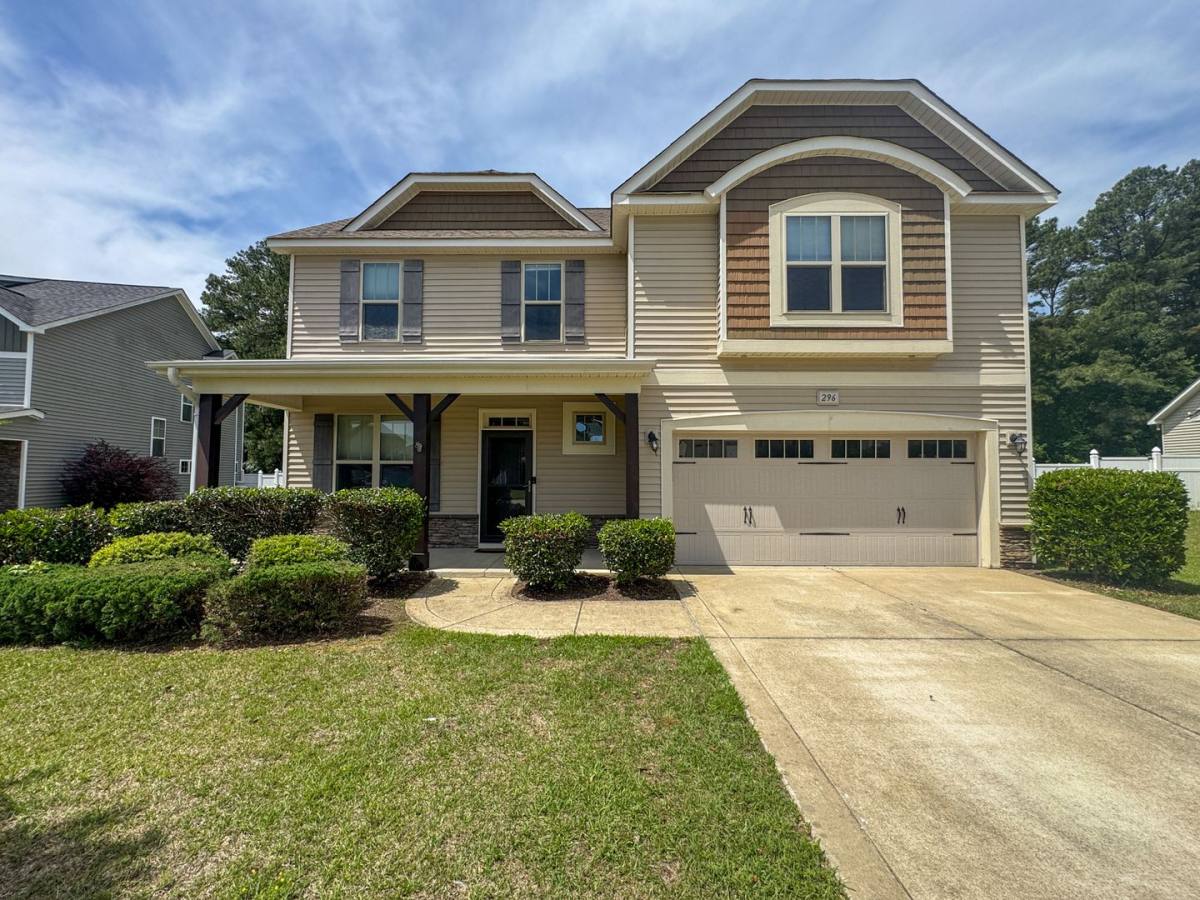 House for rent at 296 Sedgefield Dr, Raeford, NC 28376