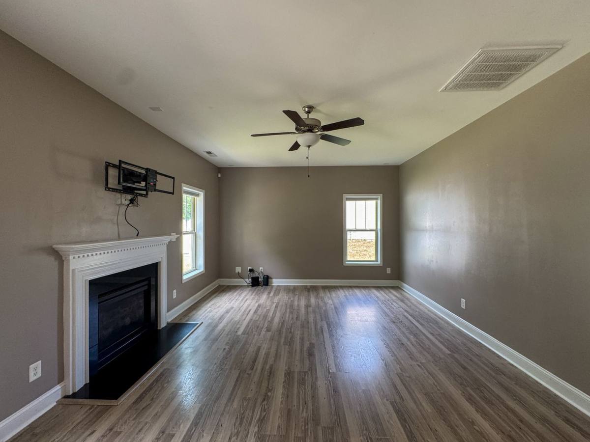 House for rent at 296 Sedgefield Dr, Raeford, NC 28376