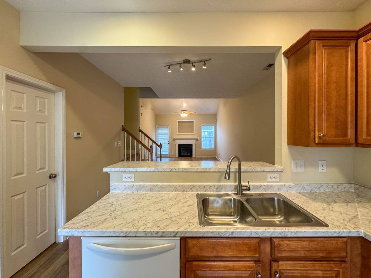 Townhouse for rent at 3060 Candlelight Dr, Fayetteville, NC 28311