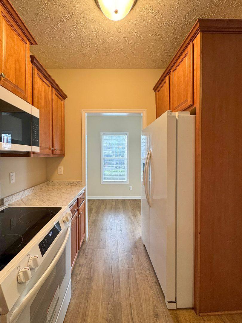 Townhouse for rent at 3060 Candlelight Dr, Fayetteville, NC 28311