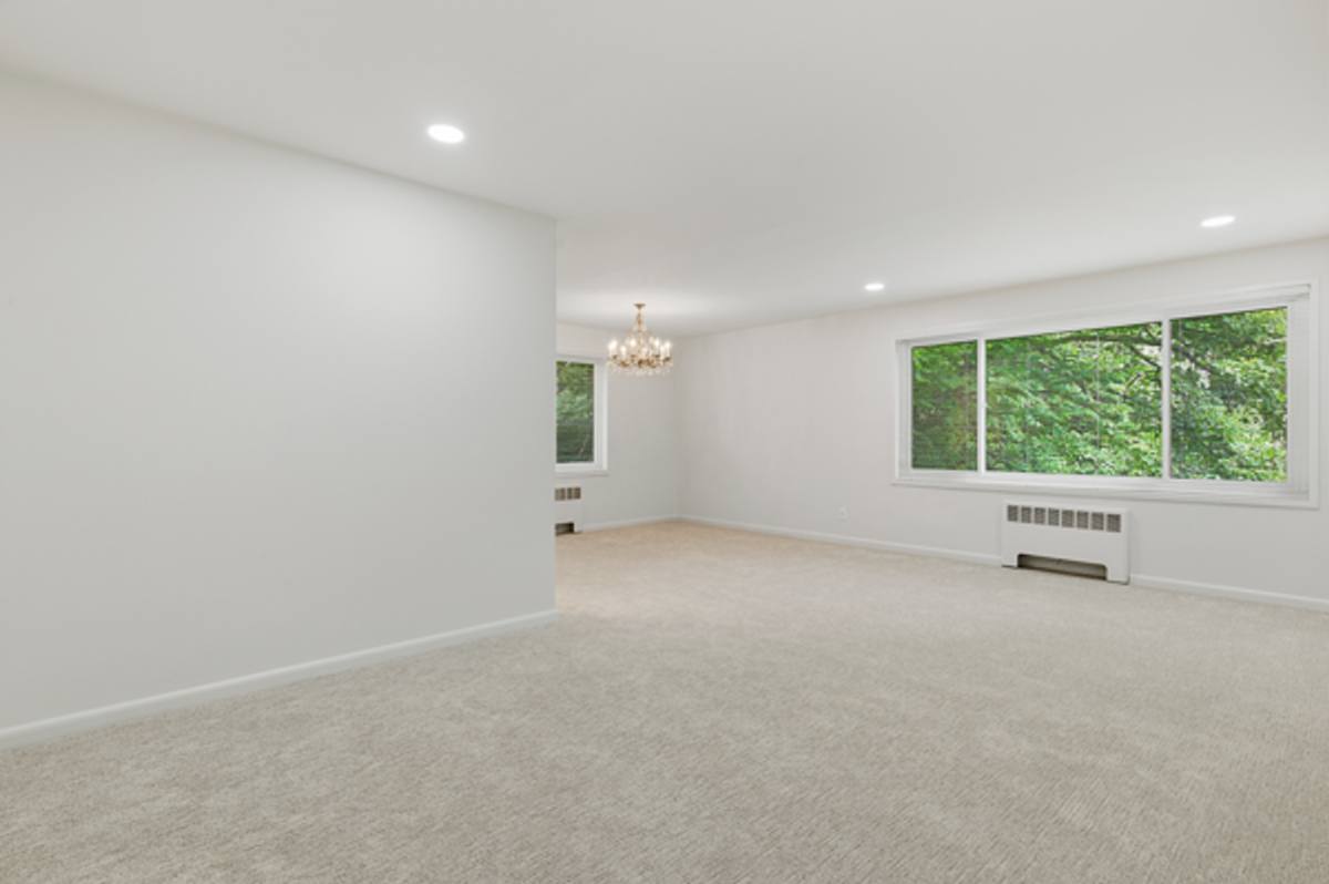 Apartment for rent at 1206 Queen Anne Ave N, Seattle, WA 98109