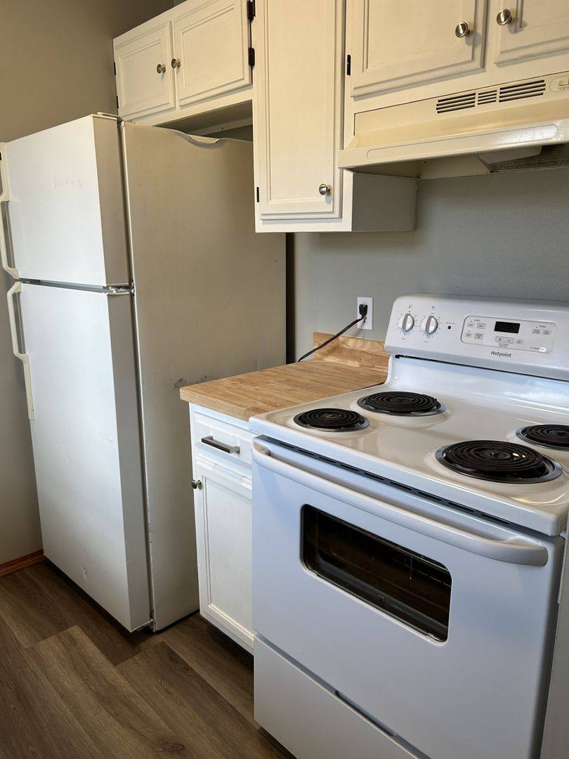 Townhouse for rent at 207 E Carlton, Pittsburg, KS 66762