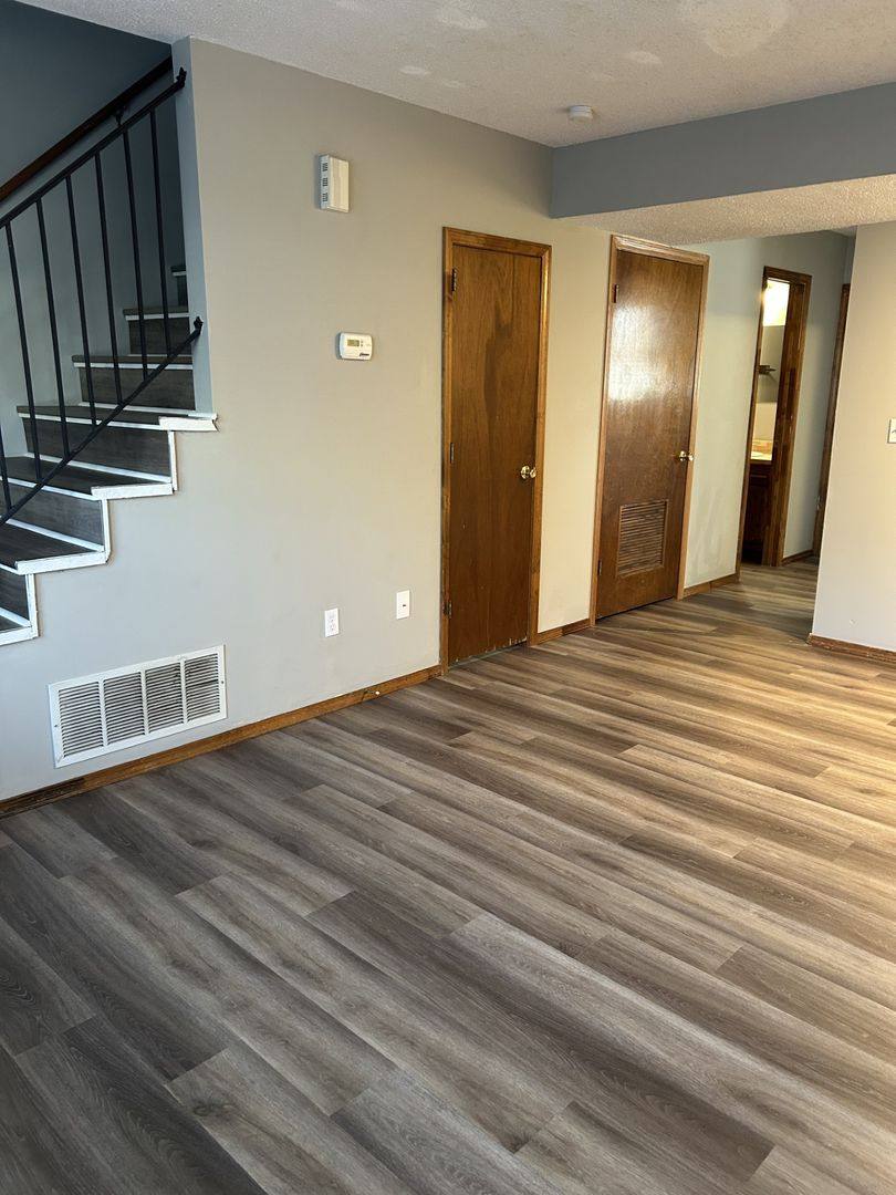Townhouse for rent at 207 E Carlton, Pittsburg, KS 66762