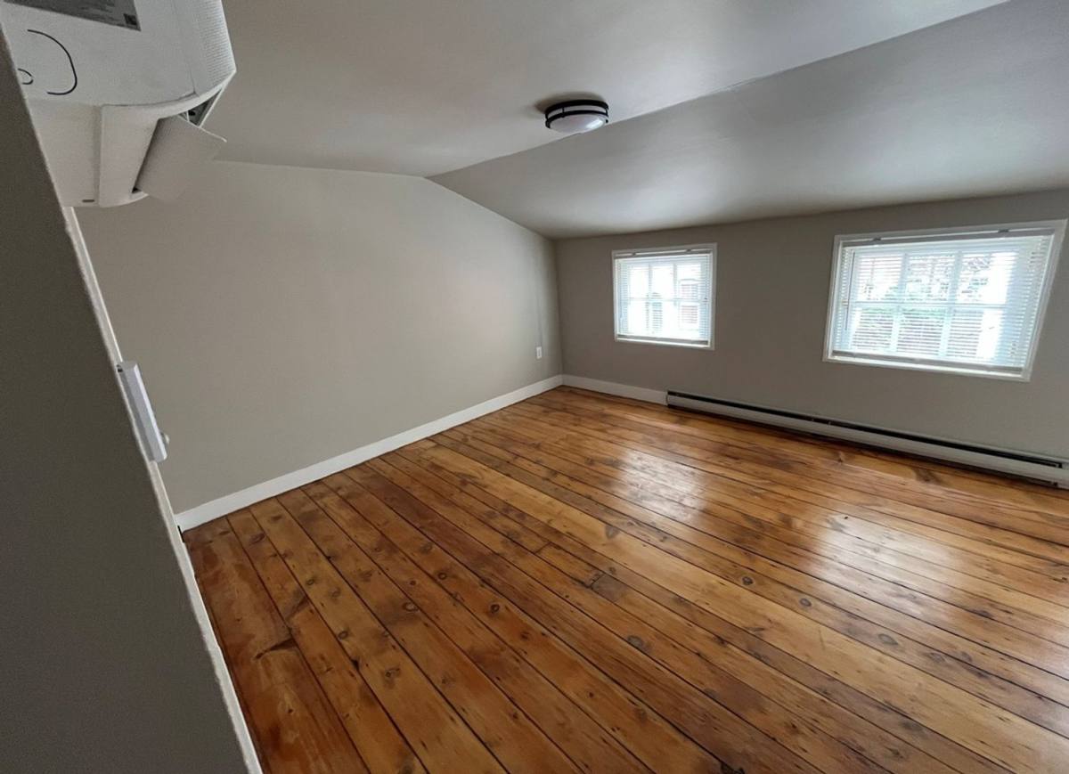 House for rent at 72 Howard Ave, Lancaster, PA 17602