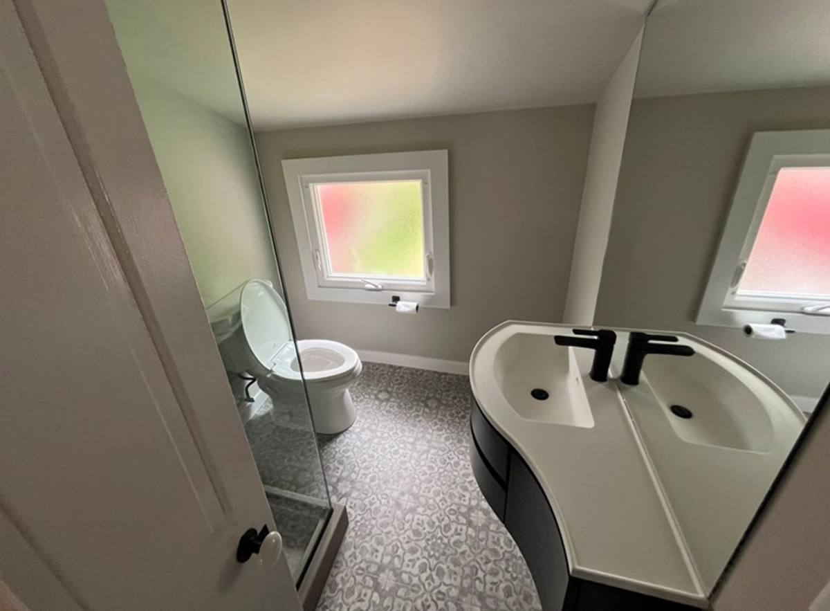 House for rent at 72 Howard Ave, Lancaster, PA 17602