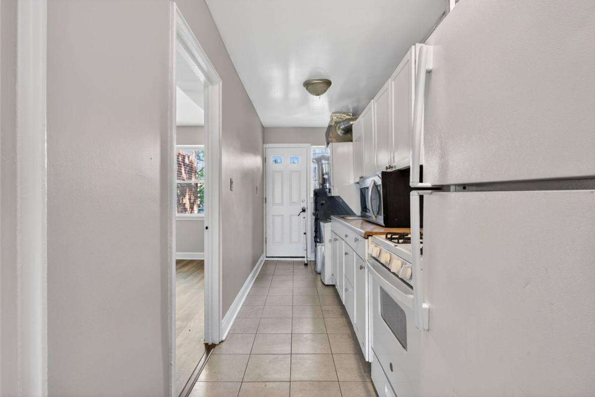 Apartment for rent at 1714 Gales St NE, Washington, DC 20002