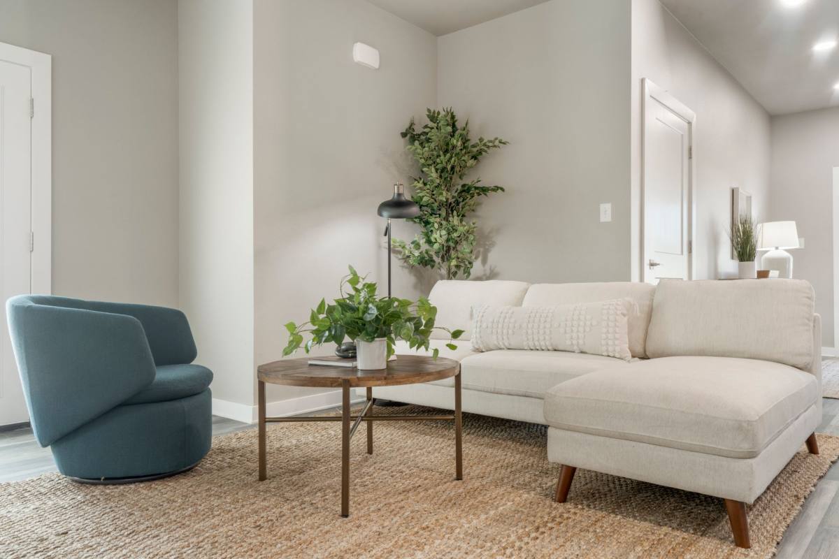 Apartment for rent at 10700 Douglas Circle, Jenks, OK 74037