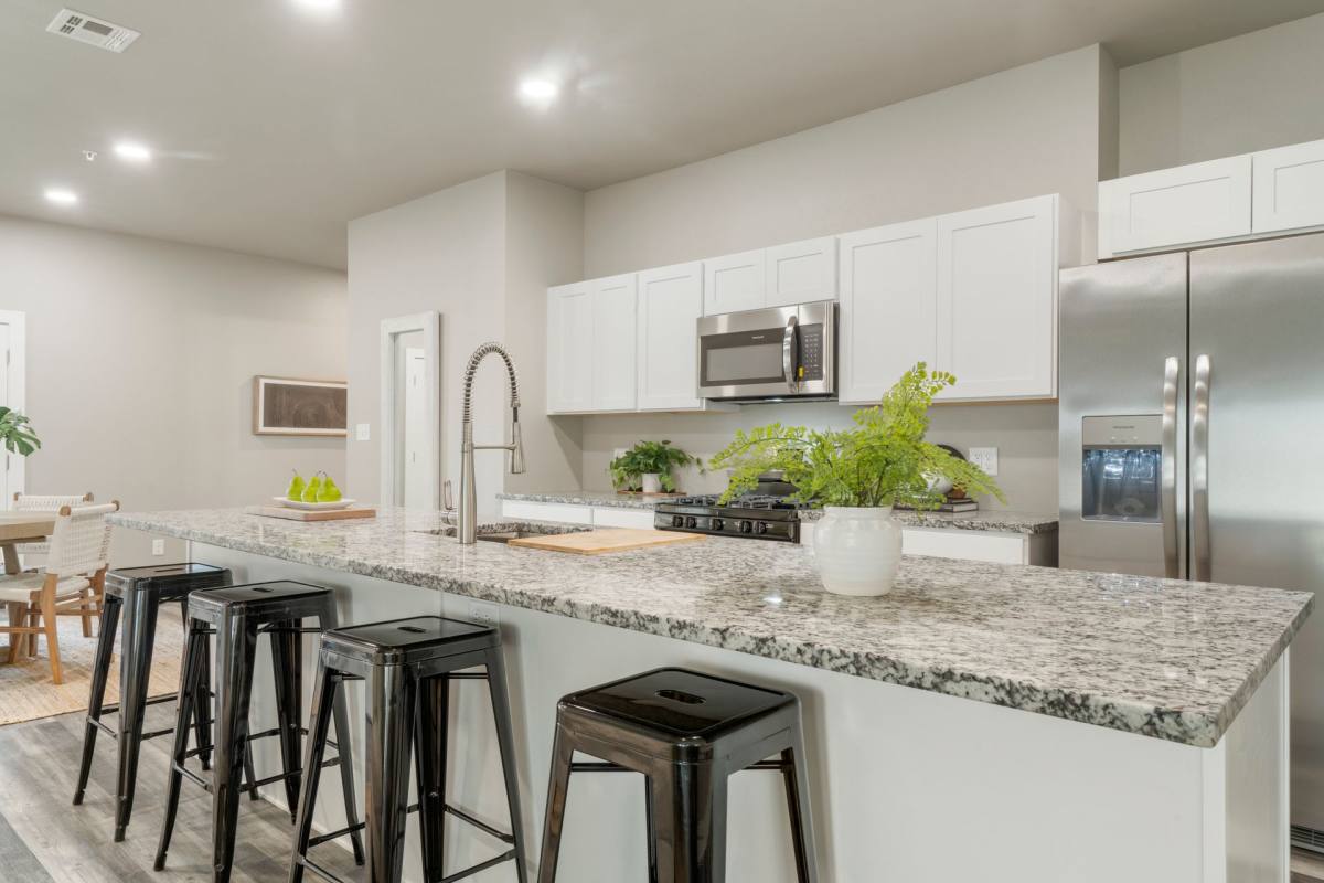 Apartment for rent at 10700 Douglas Circle, Jenks, OK 74037
