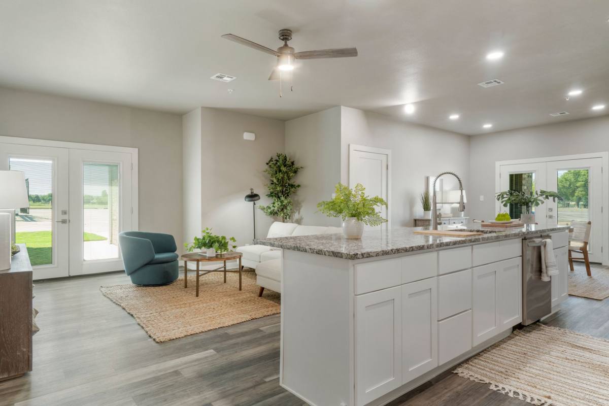 Apartment for rent at 10700 Douglas Circle, Jenks, OK 74037
